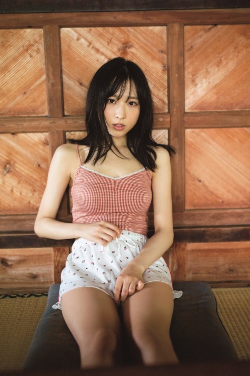 soimort48:  小栗有以 1st写真集 「君と出逢った日から」Yui Oguri 1st photobook “From the day I met you”  https://www.amazon.co.jp/dp/4096823724/