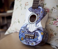 the-wool-to-hide-the-wolves:  Ukelele Design - The Sea by Vivian Xiao 