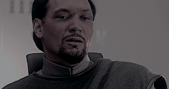 leias:I stand before you not only as a senator, but also as Bail Organa’s daughter. And yet everythi