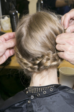 mulberry-cookies:  Backstage @ Viktor &