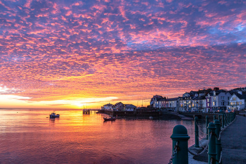 Aberdyfi sunset Jan 2020 (Explore) by babs pix Stunning colours in Church Bay flic.kr/p/2ihe