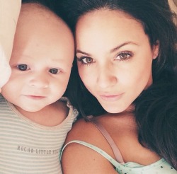 jaymisexual:  @ caterinalopez We totally woke up like this… #princetonjalexander #2014 #momandbaby #babyselfie 