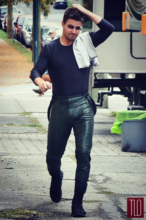 olicity-sitting-in-a-tree:  yes Stephen, ruin me 