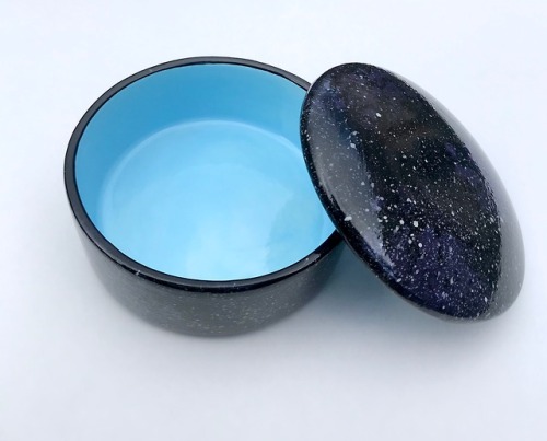 yellowlionceramics: The Galaxy Space Jewelry boxes are now for sale!! Etsy Shop @aeide-thea