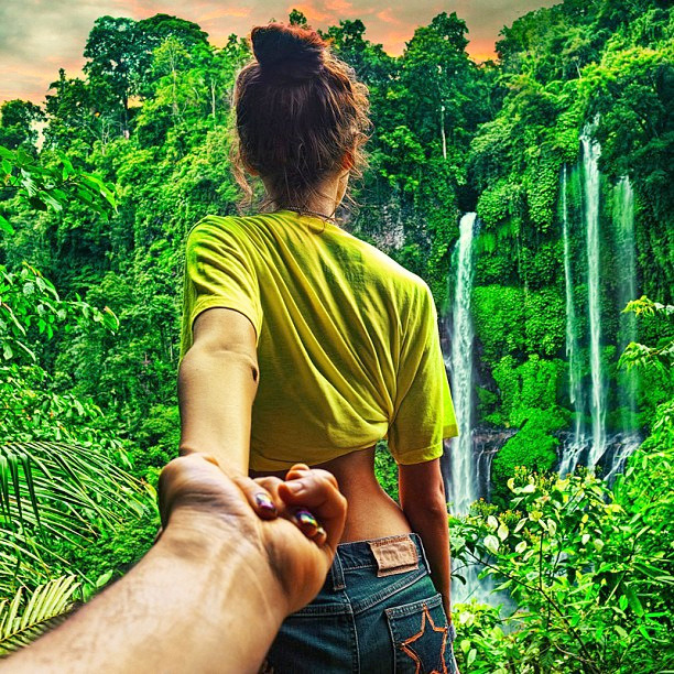 weasleyandpotter:   Creative instagrammer Murad Osmann. A bit speechless here…