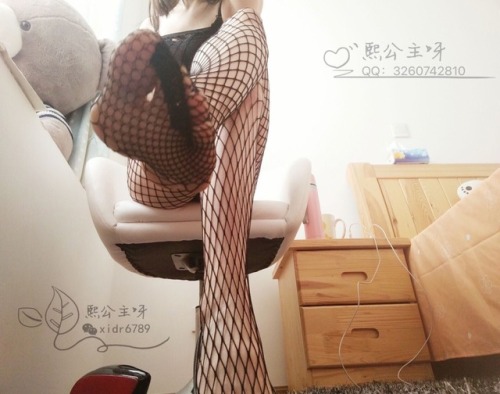lqr123: 滴滴 你的小女友已上线 请接收