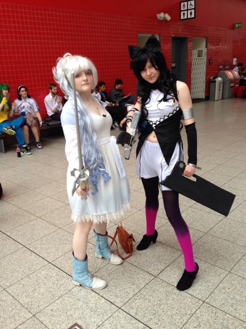 sapph0s:part two of the photos i took today at mcm!!!! if you are any of these amazing cosplayers, o