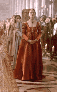awkward-sultana:(Almost) Every Costume Per Episode + Giulia Farnese’s orange gamurra in 1x04