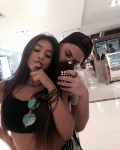 http://streetgrl.tumblr.com/post/154741862157