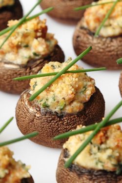 foodiebliss:  Mouth-Watering Stuffed MushroomsSource: