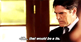 agentlukealvez:one scene in every episode: 6x01 the longest night