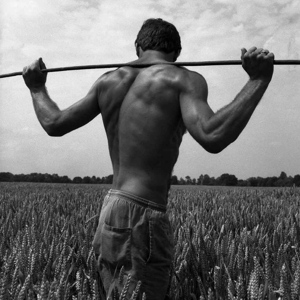 middleamerica:  Man with Bar, Burgundy, France, 1987, Chris Plytas