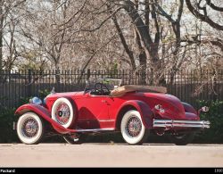 carsontheroad:  Packard 1930selected by CarsOnTheRoad