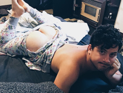 zacharydiary:  My onesie butt flap… I need