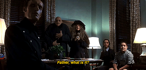 sahind:Addams Family Values (1993) dir. Barry Sonnenfeld