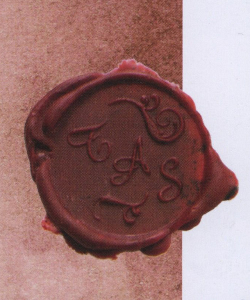 lovestory:the wax seals in the reputation magazines are so cute :’)