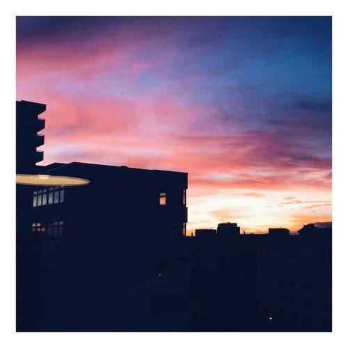 Color flash cloud porn weather, December 26th, Berlin #christmas #xmas15 #berlin #clouds #cloudporn