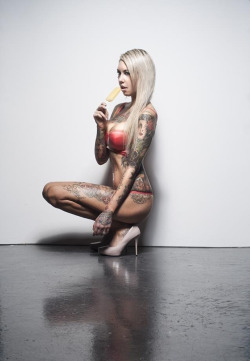 ilovetattoogirls