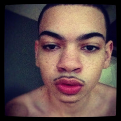 lightskinnedboys:  Pretty pink  Freckles are a huge turn on
