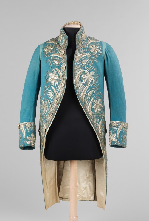 jeannepompadour:Men’s court coat, 1775-89