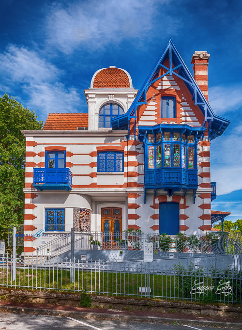 Villa Vincenette, Arcachon, France. c1895 Architect: Eugène OrmièresFollow me on Instagram https://w