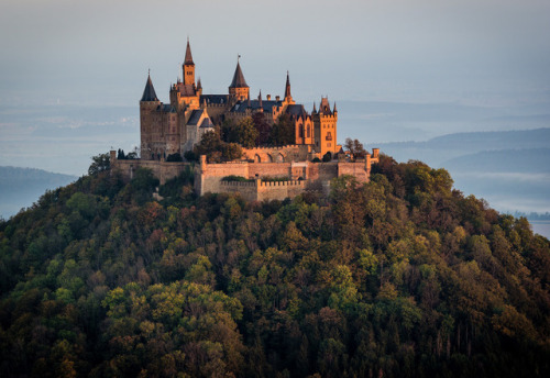 allthingseurope:  Castle Hohenzollern, Germany (by Alfons)