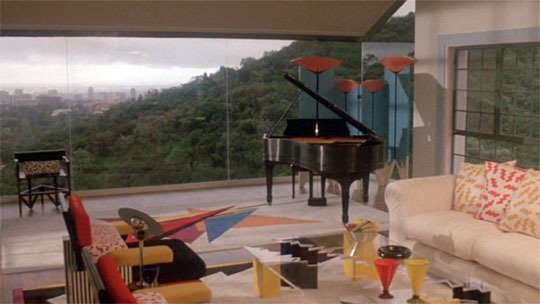 80sdeco:  LA in the 80s as seen in Ruthless People (via apartment therapy)  HOUSE