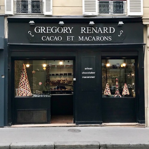 Gregory Renard Cacao et Macarons, 7ème Arrondissement, Paris, 2017.