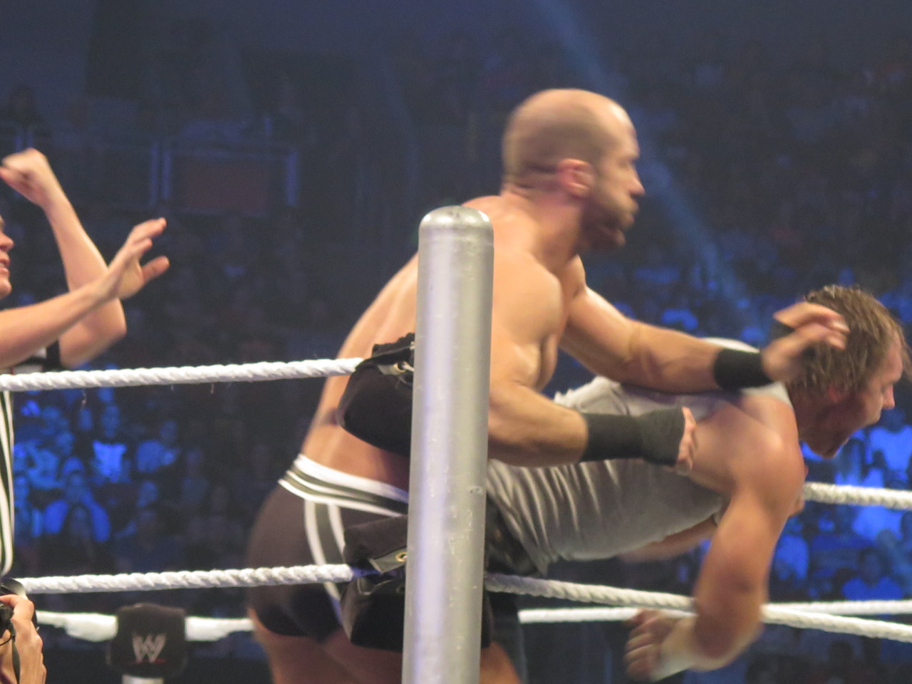  Dean Ambrose v Cesaro—12 August SmackDown taping—Part 1 
