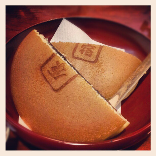 Dorayaki (どら焼き, どらやき, 銅鑼焼き, ドラ焼き) is a type of Japanese confection, а red bean pancake which consist