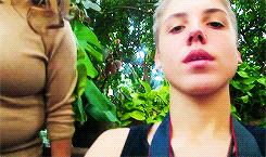 magcons:   iconsmagcon:  cam-dallas:  the boys passing jc’s camera around while