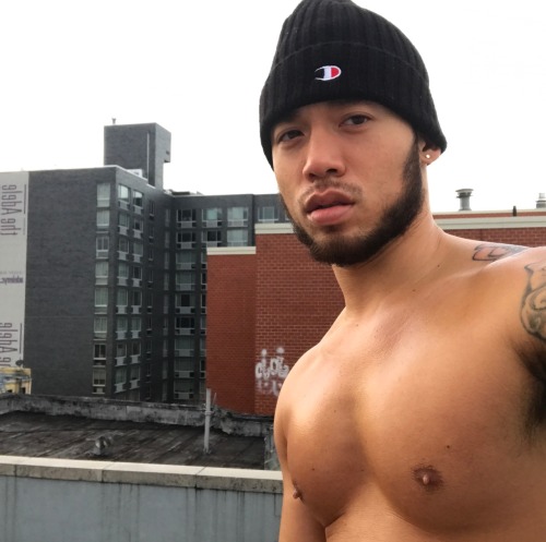 briannieh: nice day today in NYC ☀️ #briannieh