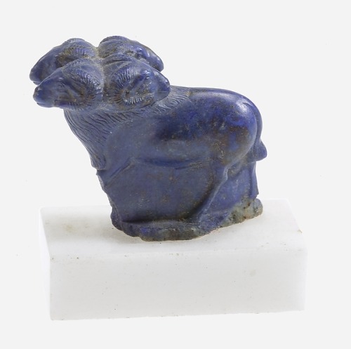 Amulet of BanebdjedetDepicted with four ram heads, made of lapis-lazuli. Late Period, ca. 664-332 BC