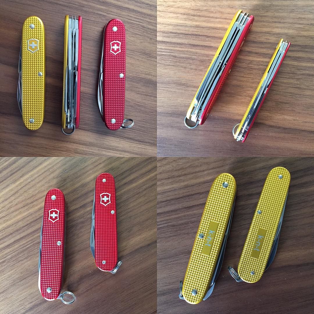 Super cool limited edition bi colour Farmer and cadet from Knives n Tools #victorinoxalox #victorinox #alox #aloxaholic #aloxfarmer #aloxcadet #cadet #edc #swissarmyknife #pocketdump #everydaycarry #edcuk #penknife #knifeporn #aloxpox...