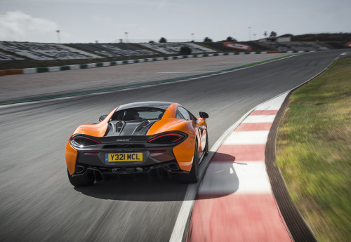 itcars:  570S Coupé: The First New McLaren Sports Series Model The McLaren 570S Coupé is the first – and highest powered – model launched in the recently announced Sports Series. Following its global debut at the New York International Auto Show