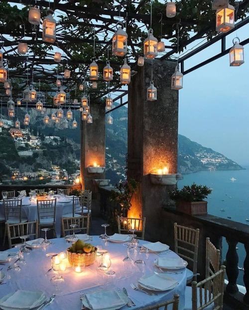 legendary-scholar:    Villa Magia in Positano, Italy Photo by @chivikovaalex  