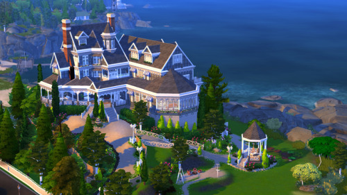 Welcome to Hillcrest House! A giant manor atop the cliffs of Brindleton Bay! 7 bedrooms, sprawling 