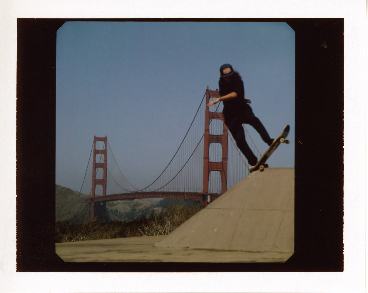 jeremyscurto:
“ Blunted
[Mamiya RZ67, 360mm f6.3, FP-100c]
Polaroid Photography by Jeremy Scurto
”