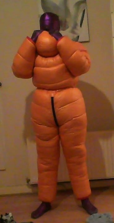mummybagboy:Love to be tied up in down suit. Then tied up in down sleeping bag anyone want to do thi