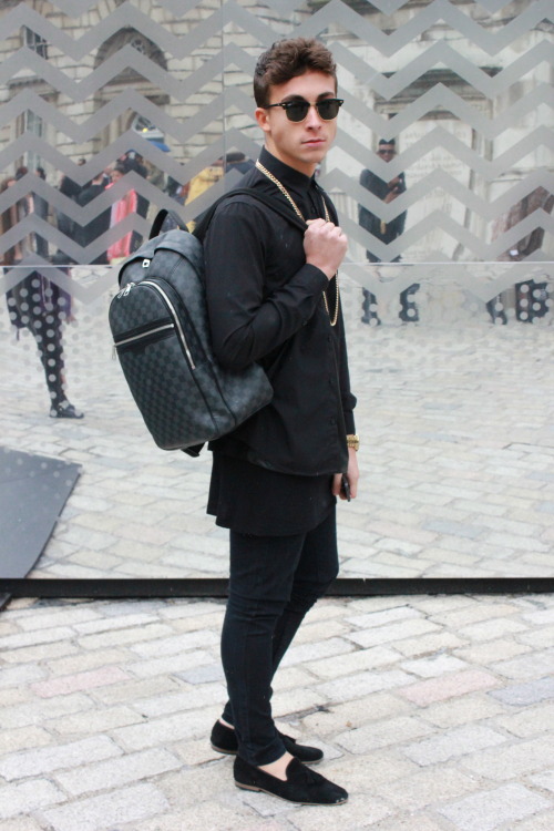 blvcktrillogy:  For a trill fashion blog follow BLVCKTRILLOGY