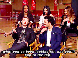 dinoscully:  The High School Musical cast has really got their head in the game concerning puns. 
