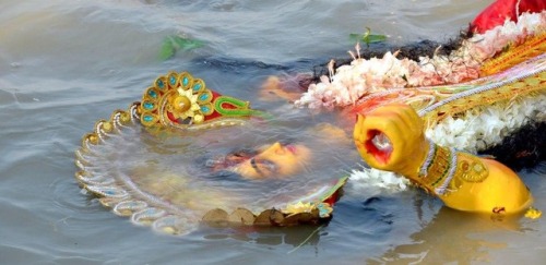 Visarjan, Durga clay icon immersion at Ganga