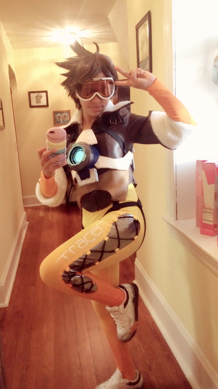thefingerfuckingfemalefury:  minomotu:  Cosplay day with Kelly, Joe and Crystal~
