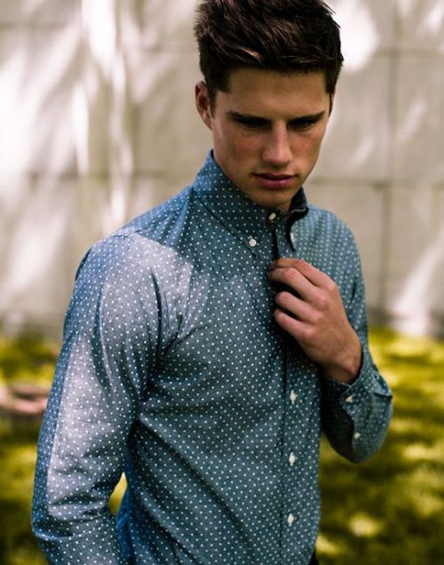 firesidemenswear:  Love this polka dot shirt 