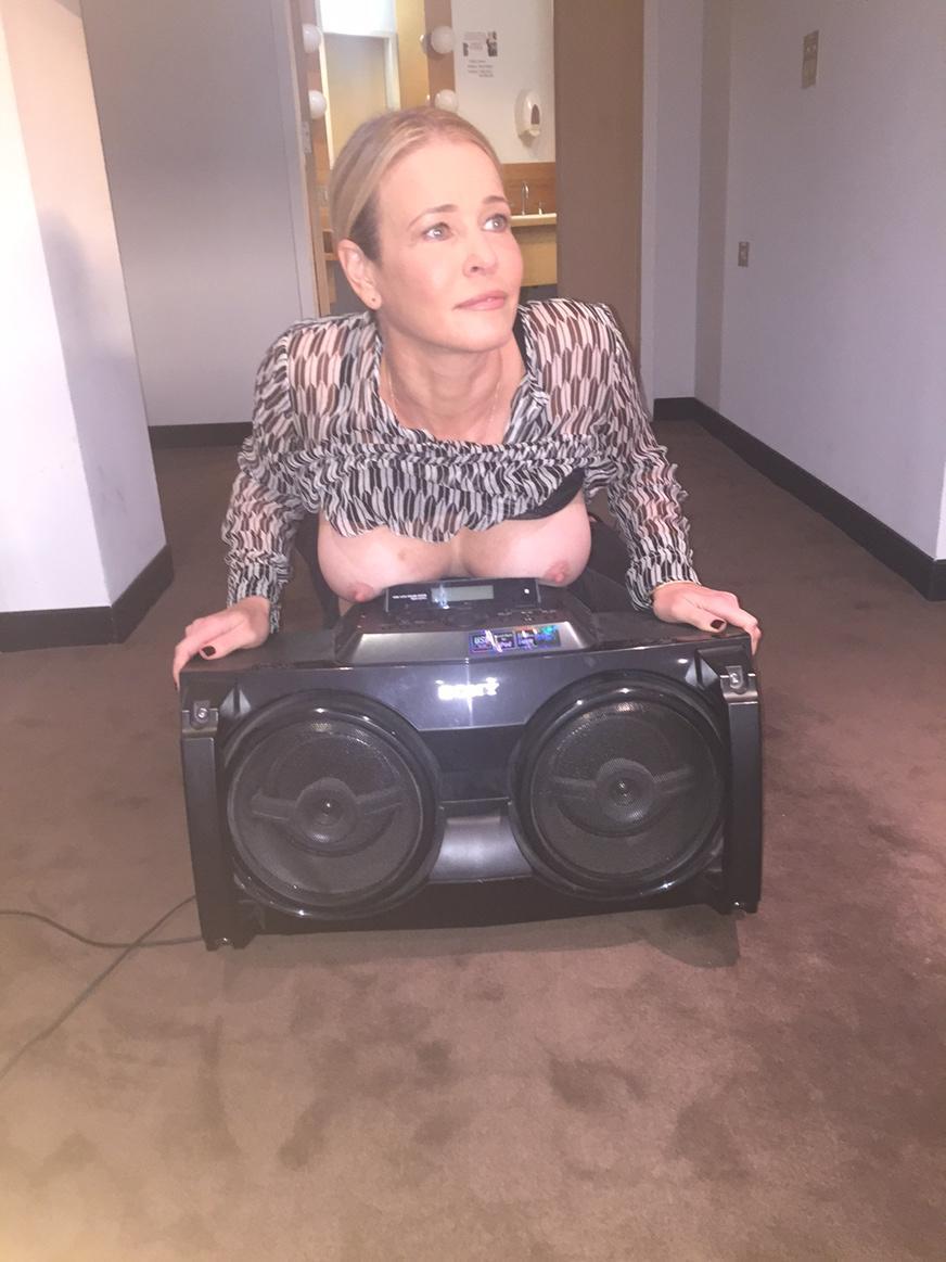 ihatepeacocks:  Chelsea Handler - Free The Nipple