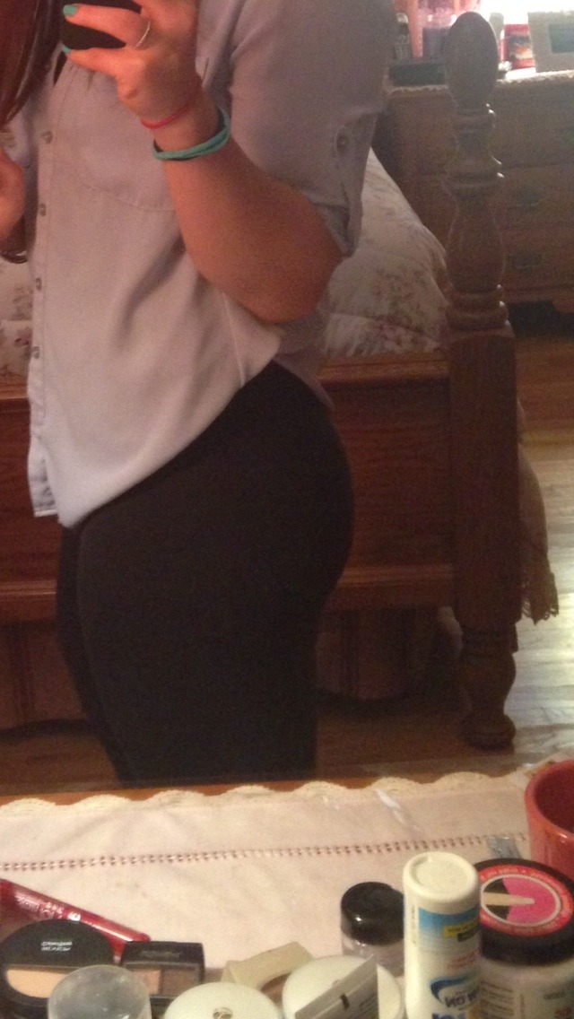 beauty-ls-the-beast:  Ayyyy squats have been workinnnn