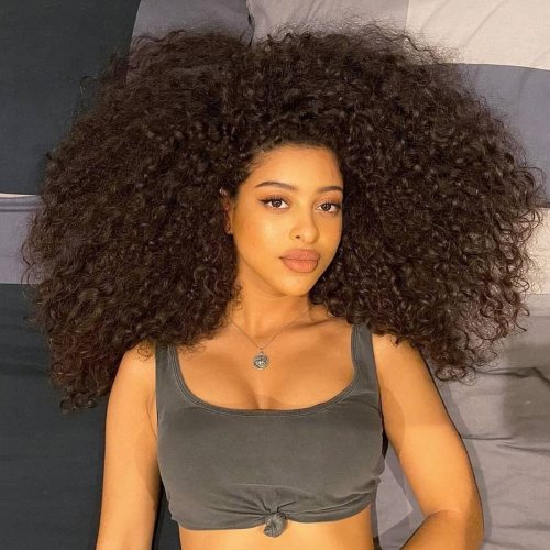 @curlyhair.coo ++Volume goal #2FroChicks for feature ~~~~~~~~~~~~~~~~~~~~~~~~~~~~~~~~~~~~~~®️ @nnoor