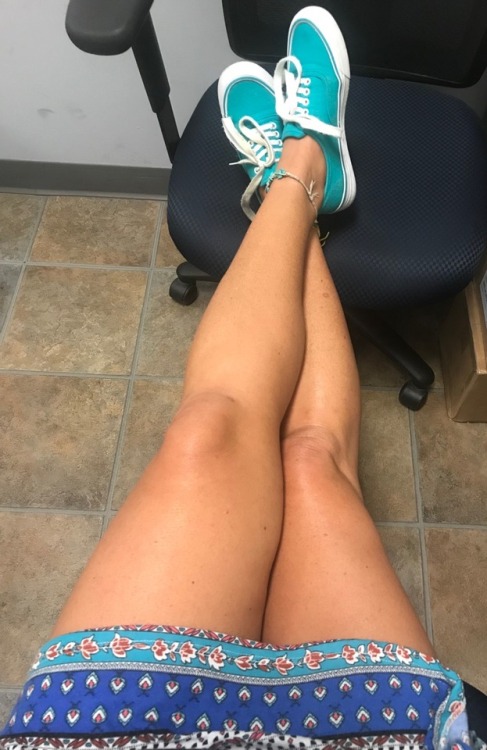 leavethepieces: I was told today by a male coworker that just because it’s casual Friday, I&rs