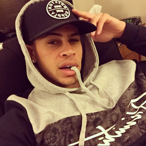 jukadiie:  Travie 
