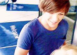  Louis with fans in Sweden 